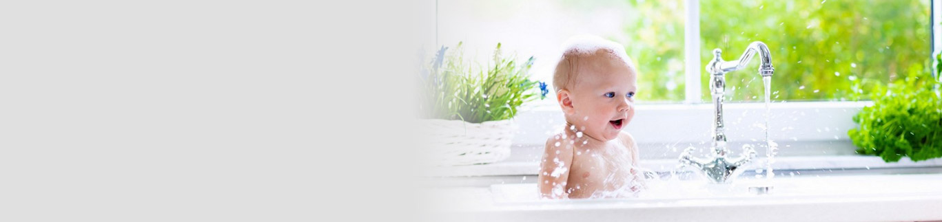 4 факти про користь водних ігор для малюка
