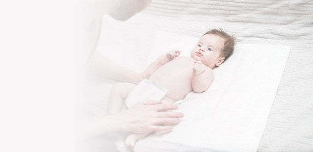 Як доглядати за новонародженим: поради для батьків