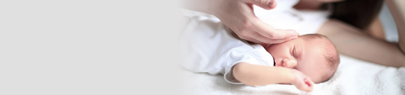 Фази сну у новонародженого: чому немовля часто прокидається вночі